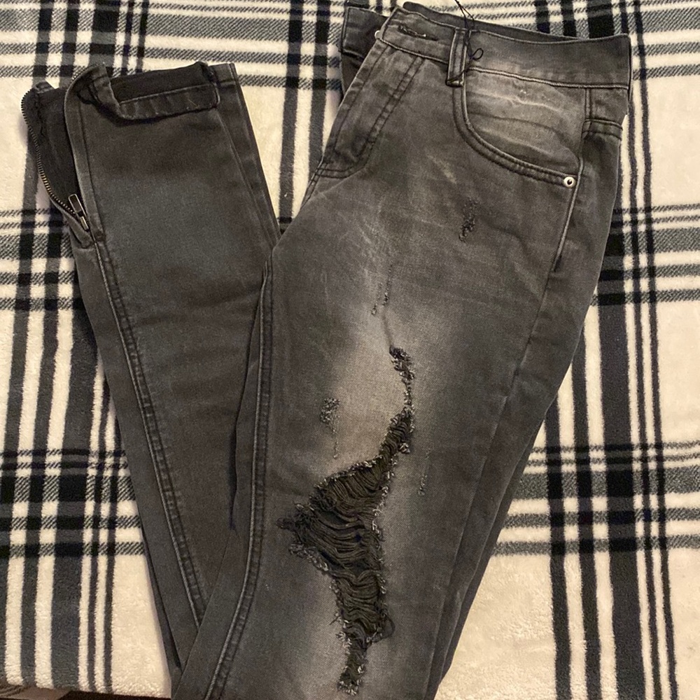 Size 28 young and reckless ripped jeans